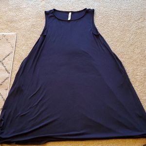 Flowy stretchy blue dress